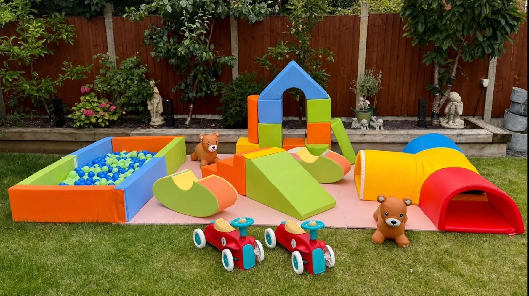 Bright Play Parcel setup in blue, green, orange, yellow and red